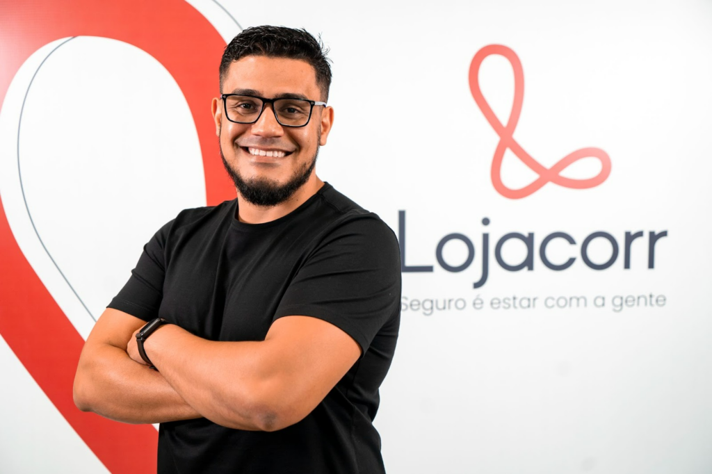 Alex Martins, gerente de Tecnologia da Lojacorr, colaborador há 16 anos