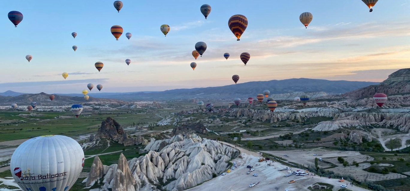 Passeio de balão na Turquia. Passeio de balão na Turquia.