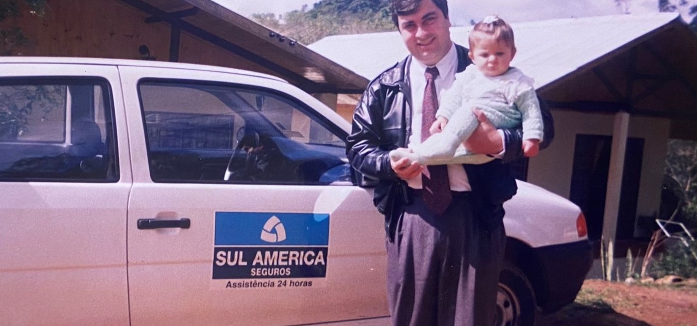 Valter Santini com Raquel por volta de 1998. Valter Santini com Raquel por volta de 1998.