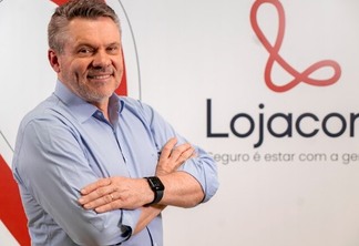 Dirceu Tiegs, Presidente da Lojacorr. Dirceu Tiegs, Presidente da Lojacorr.